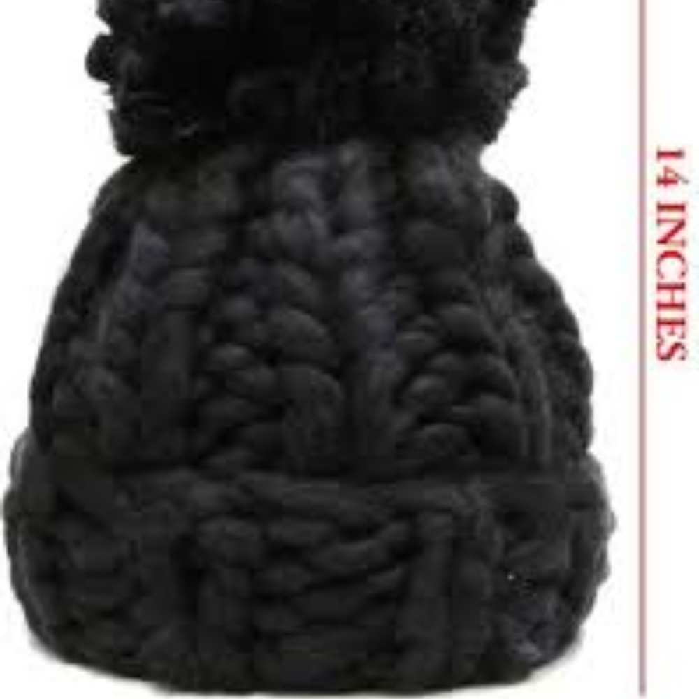 BIG YARN POM BEANIE